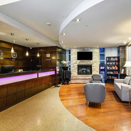 Sandman Suites Surrey - Guildford Экстерьер фото