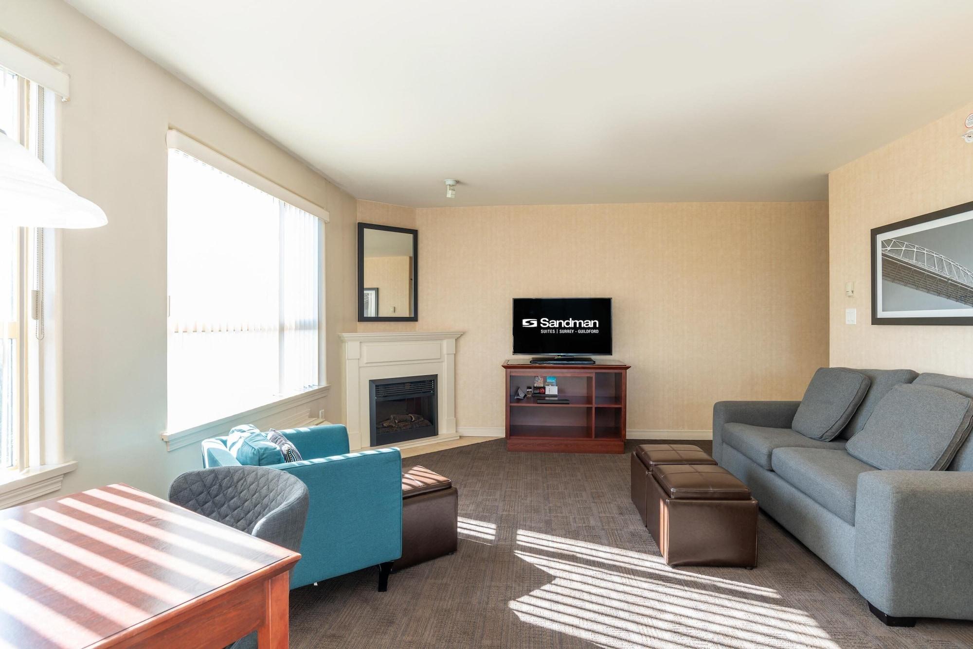 Sandman Suites Surrey - Guildford Экстерьер фото