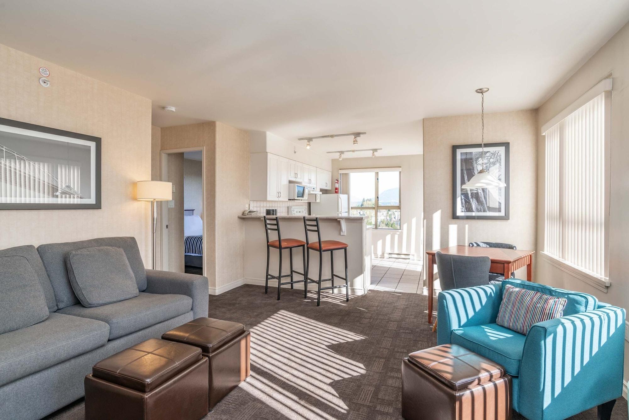 Sandman Suites Surrey - Guildford Экстерьер фото