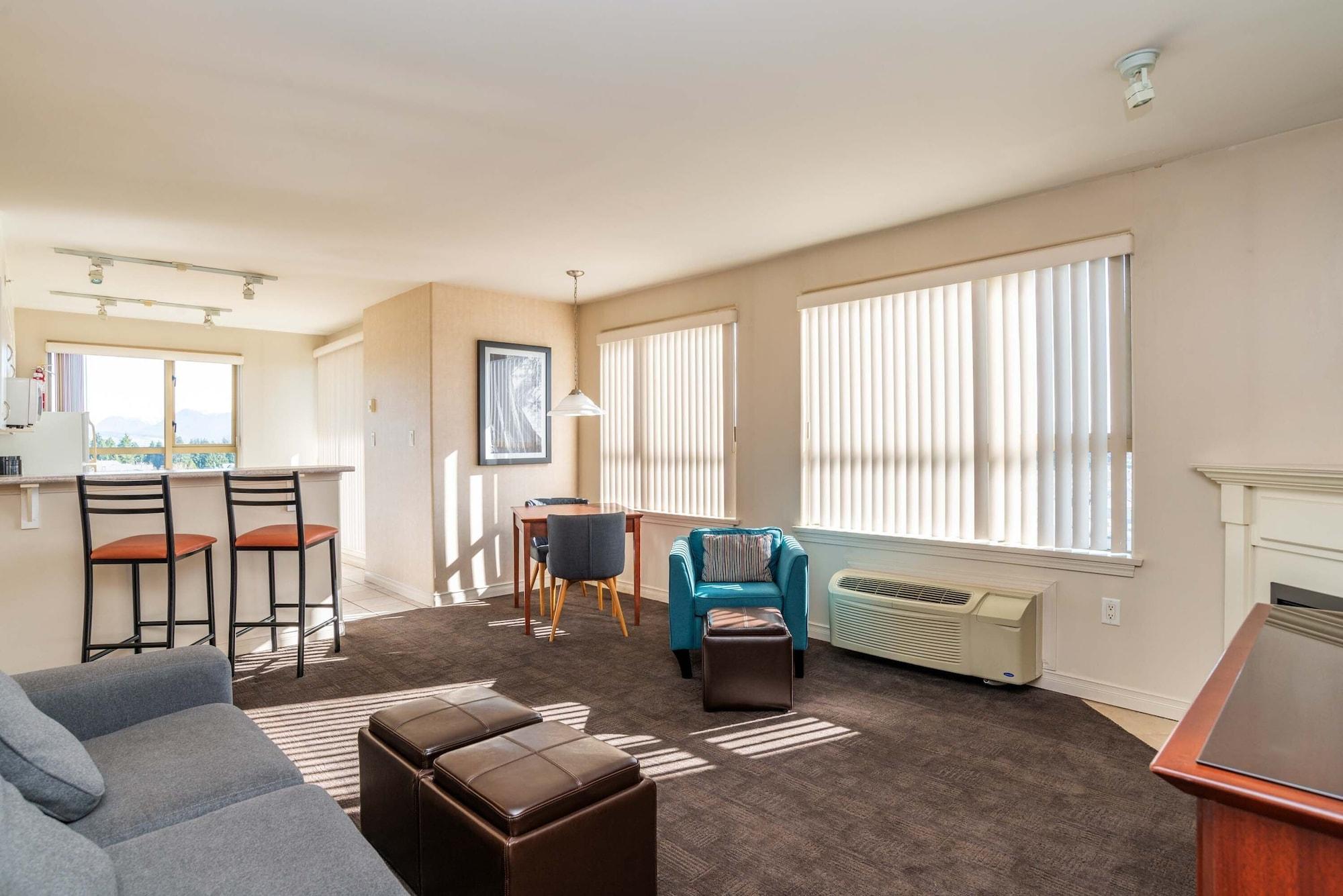 Sandman Suites Surrey - Guildford Экстерьер фото